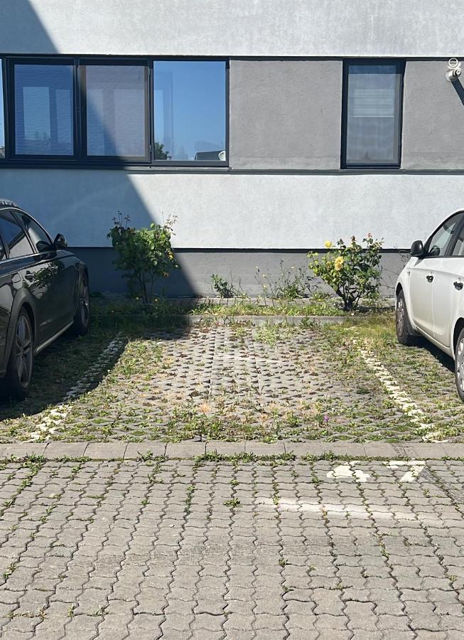 Mrm Aparthome Floresti  Exterior photo